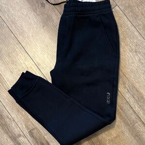 2XU Midnight Black Sweatpants